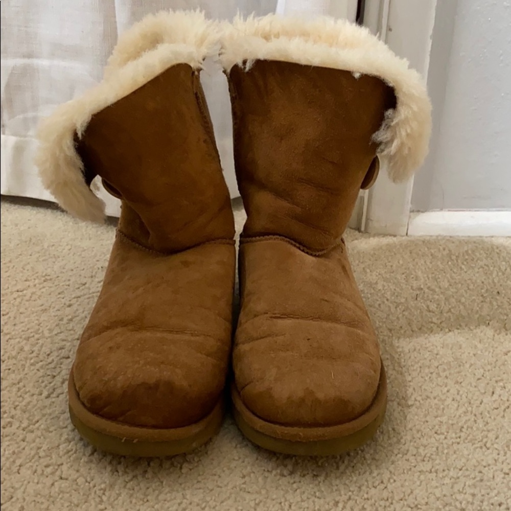 Uggs! - image 2